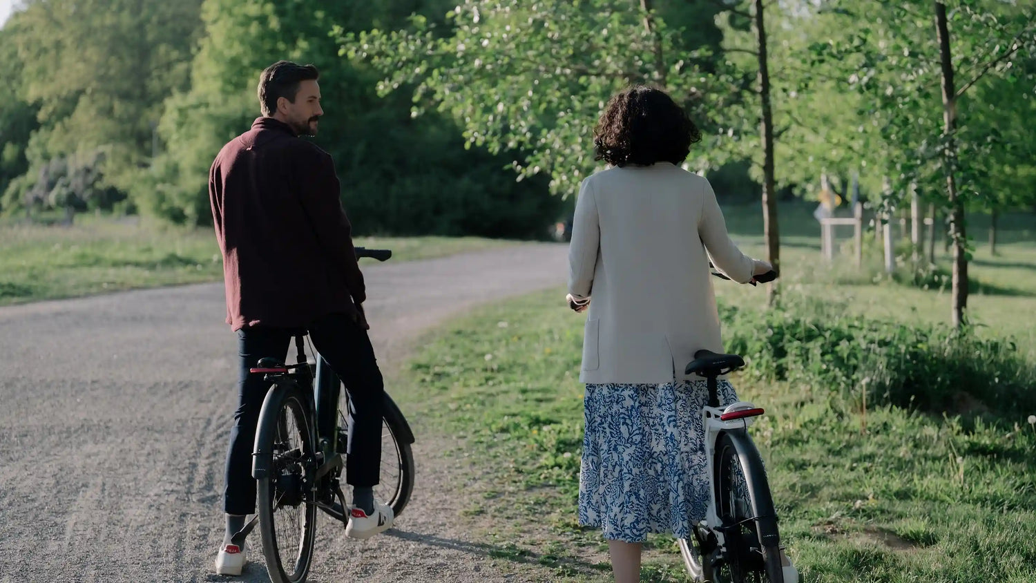 Bicicleta electrica TENWAYS AGO T 26 pc lifestyle 3